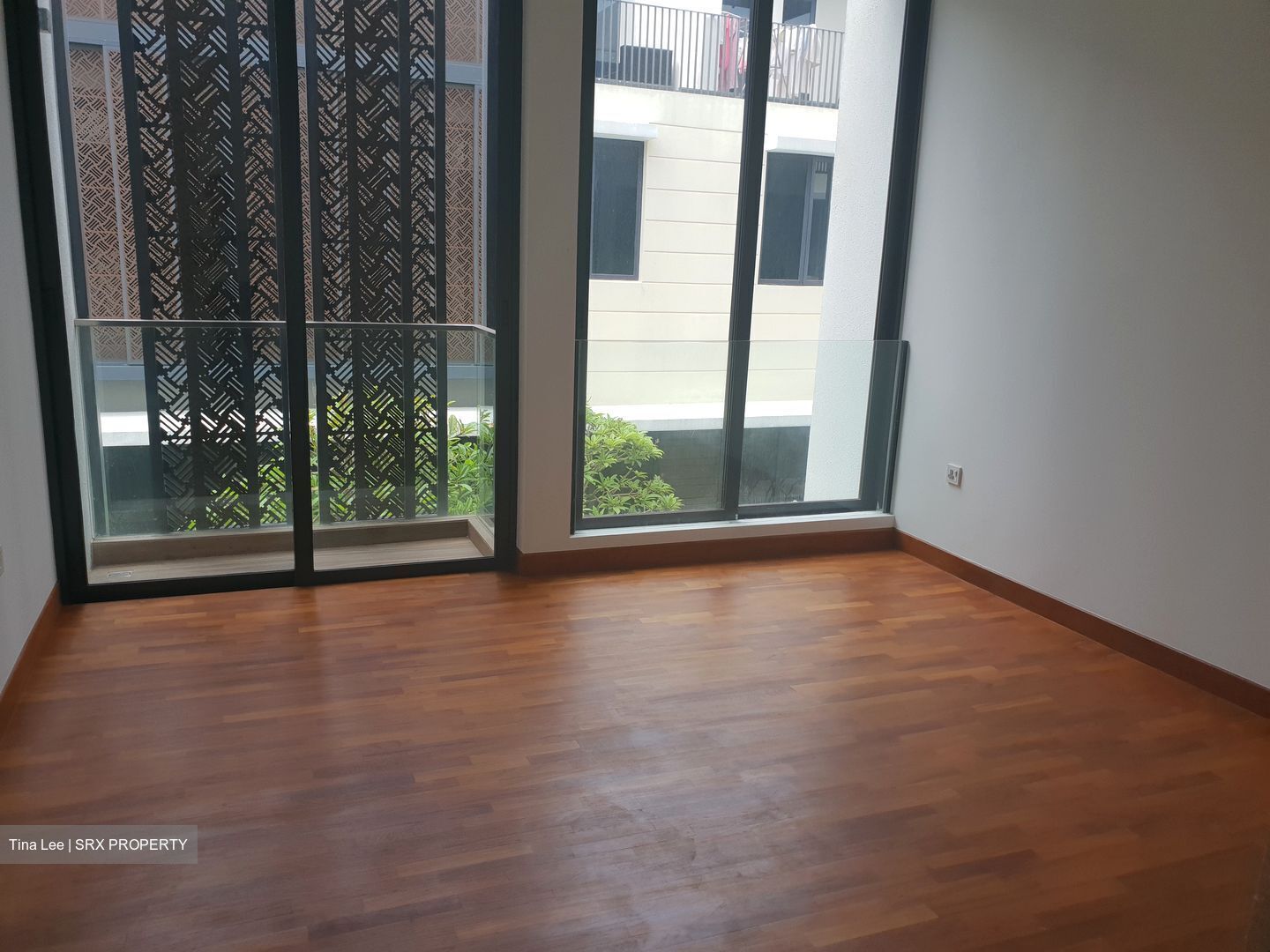 Sunrise Terrace (D28), Terrace #445950071